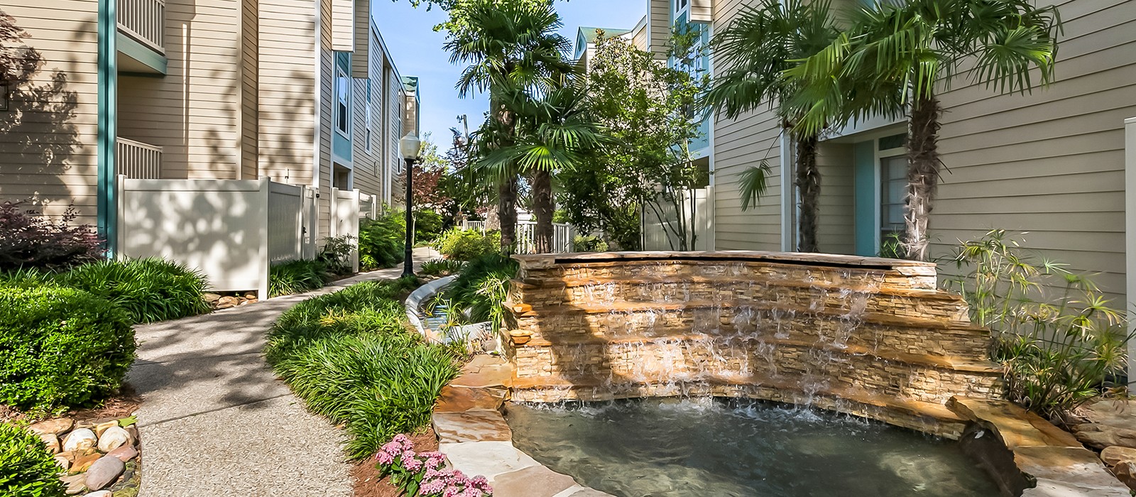 Frenchman's Creek Apartments in Metairie, LA Studio, 1 & 2 Bedroom